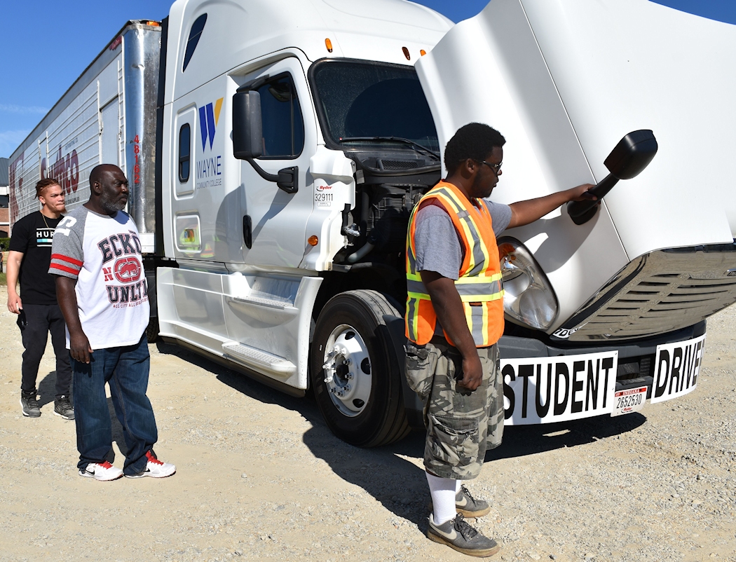 Truck Driver Training Info Session Set for Dec. 16 Wayne Community
